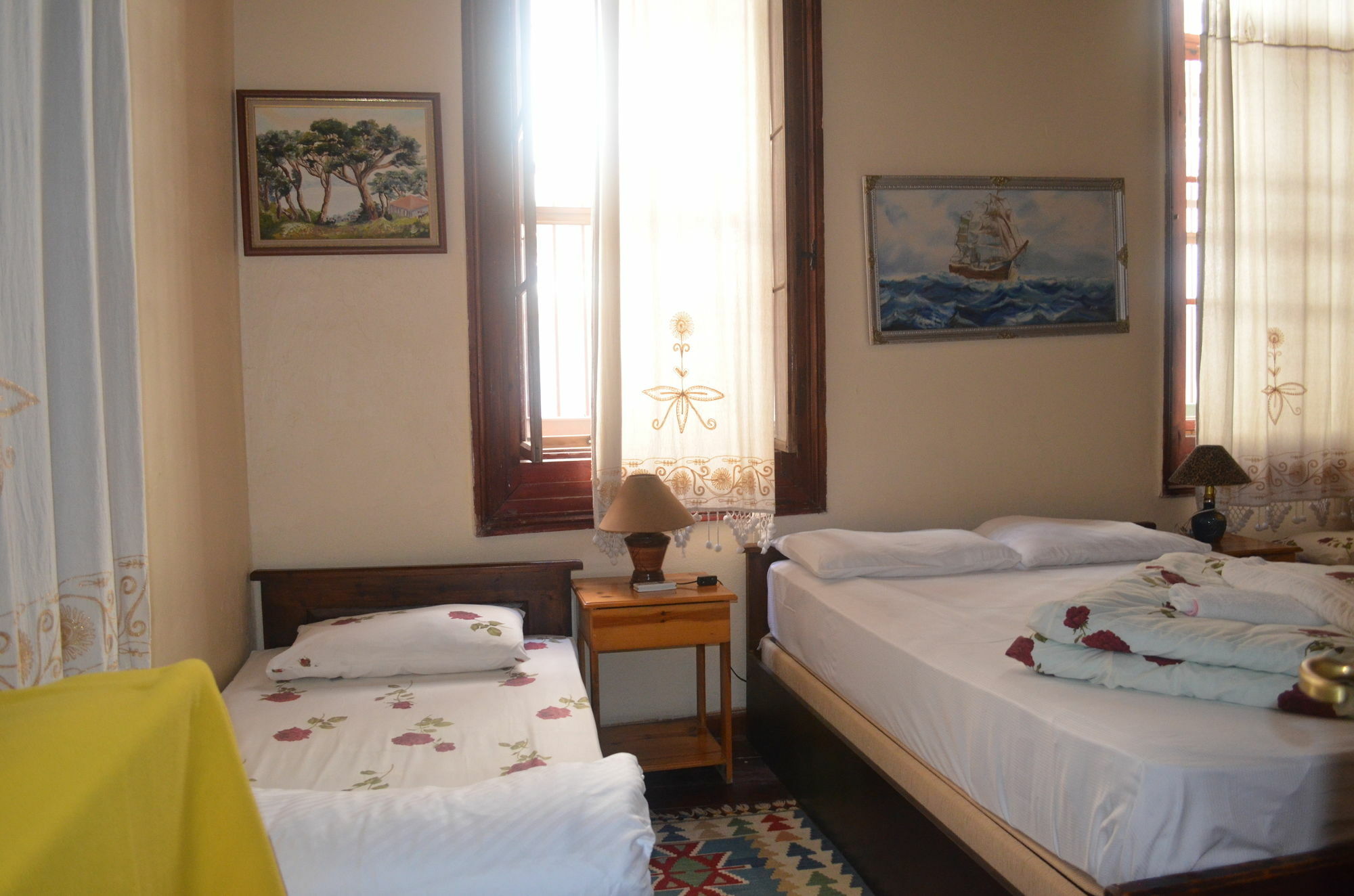 Bonjour Pension Ayvalik Exterior photo