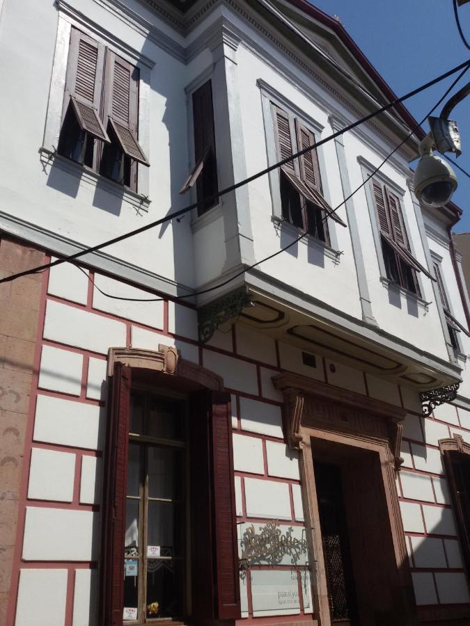 Bonjour Pension Ayvalik Exterior photo