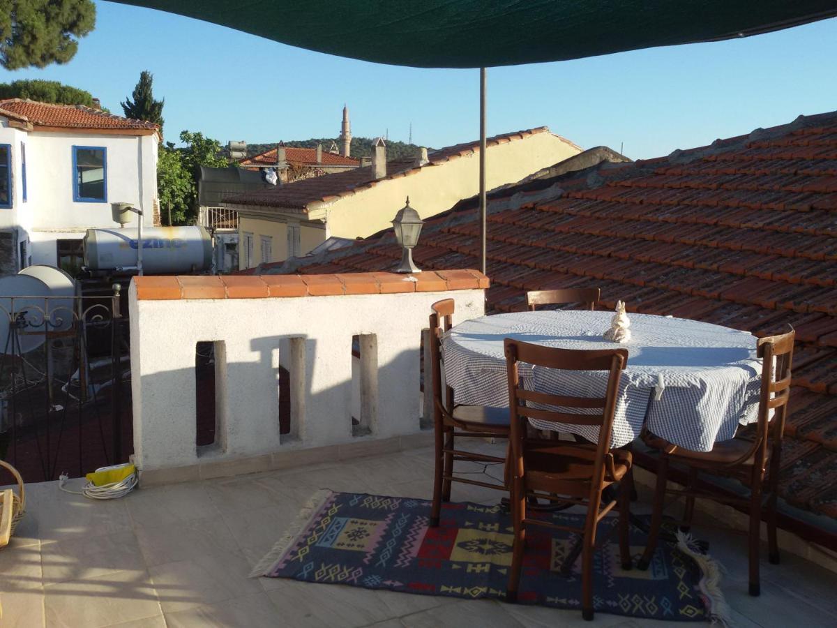 Bonjour Pension Ayvalik Exterior photo