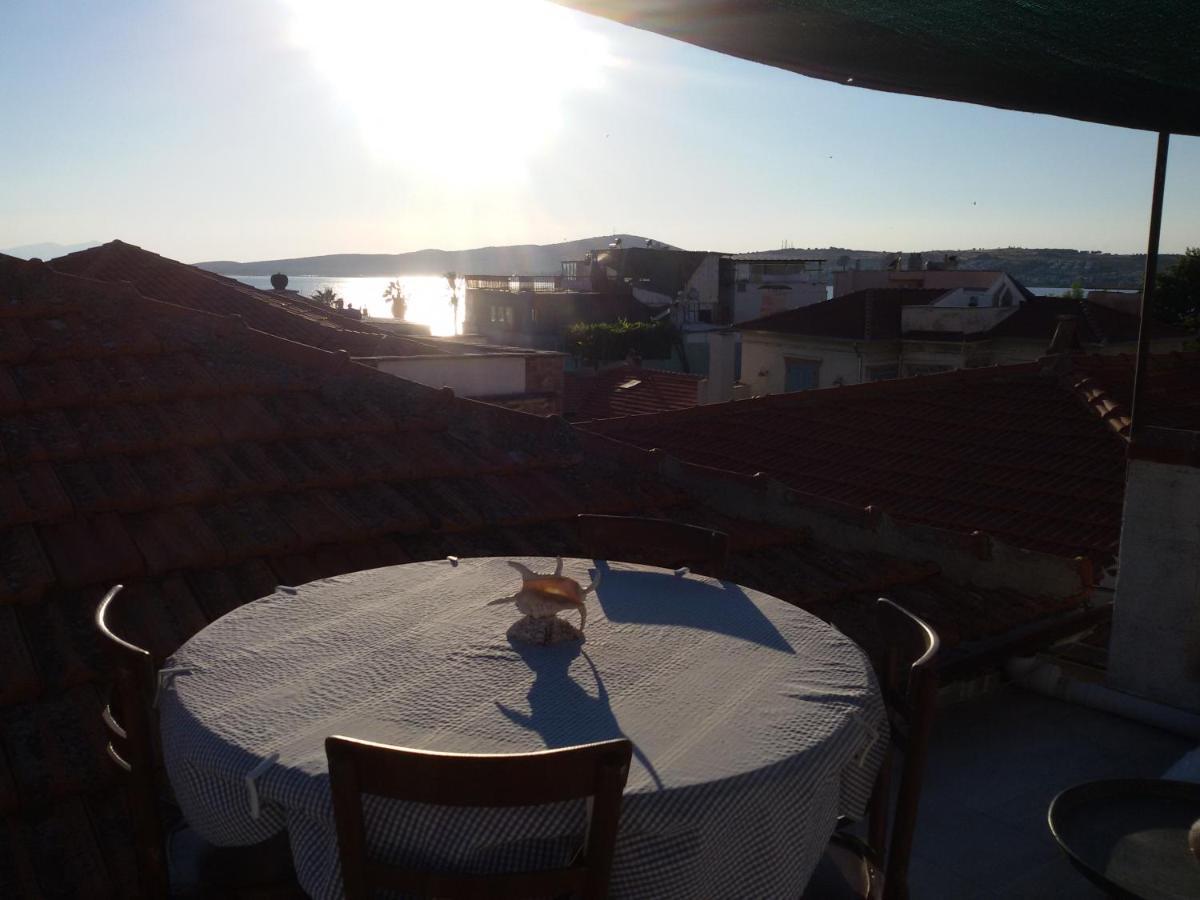 Bonjour Pension Ayvalik Exterior photo